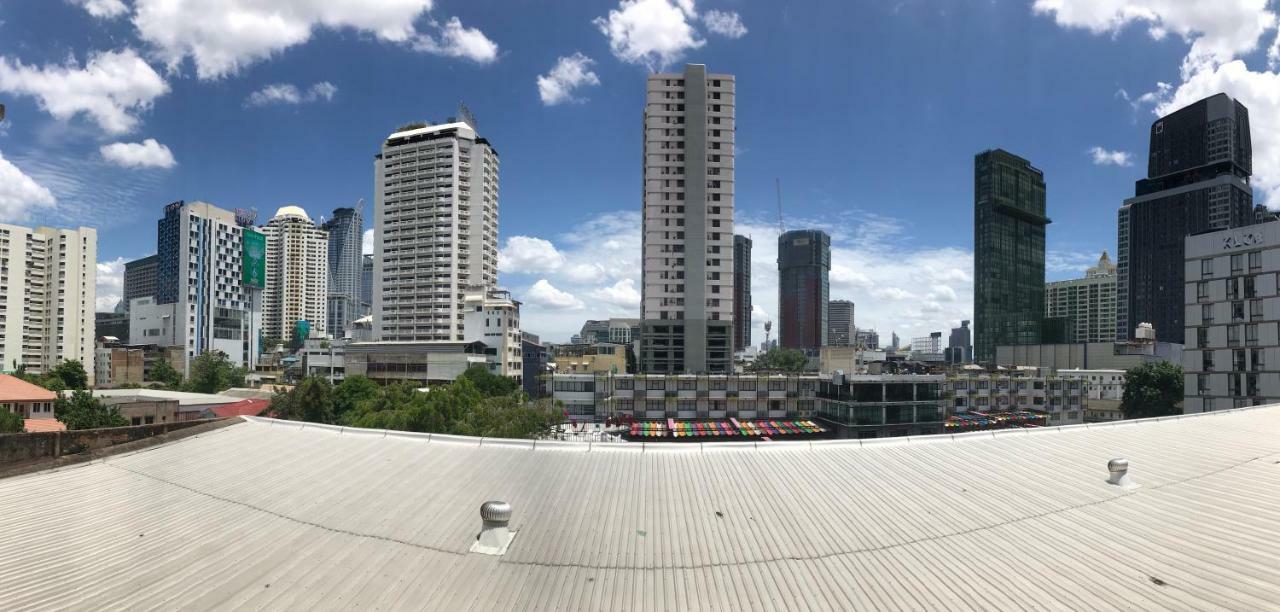 Micro Hostel Bangkok Exterior foto